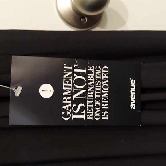 Avenue Colorblock Silky  Jumpsuit - Picture 7 of 9